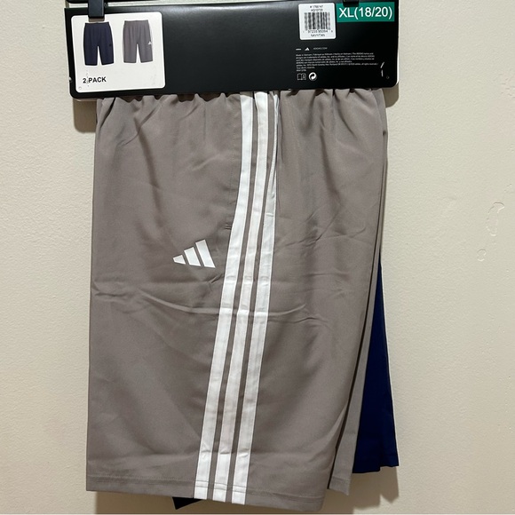 NWT Adidas Youth 2-Pack Set of Casual Athletic Shorts - Navy Blue & Tan Boy’s XL - Picture 3 of 3